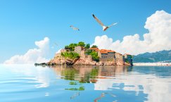 Montenegro: die kleine Adria-Insel Sveti Stefan 